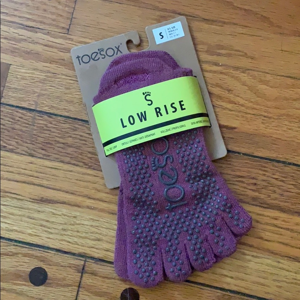 ToeSox Pilates grip socks
